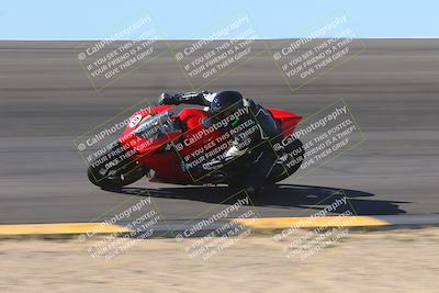 media/Nov-06-2023-Moto Forza (Mon) [[ce023d0744]]/2-Advanced Group/Session 2 (Bowl Speed Pans)/